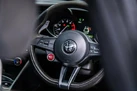 2017-alfa-romeo-giulia-29-biturbo-quadrifoglio-small-47