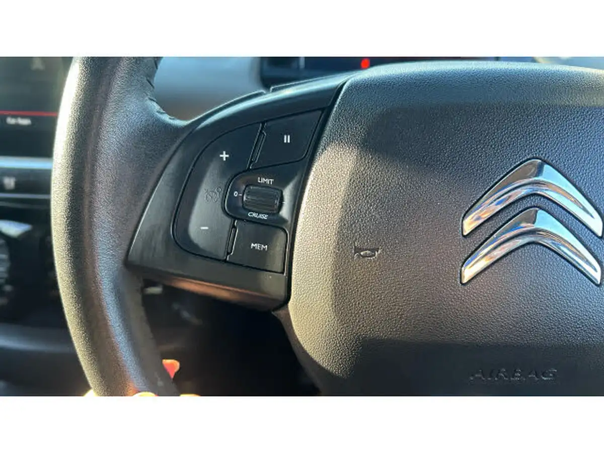 2019-citroen-c4-cactus-12-puretech-flair-110ps-big-30