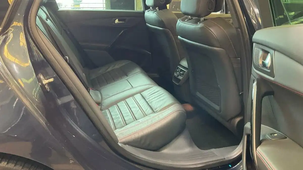 2017-peugeot-508-sw-20-bluehdi-gt-big-13