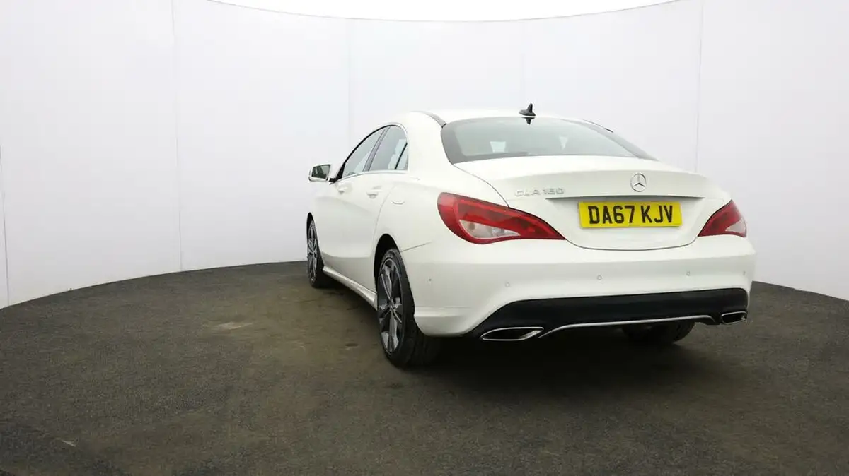 2017-mercedes-benz-cla-16-cla-180-sport-coupe-4d-big-56