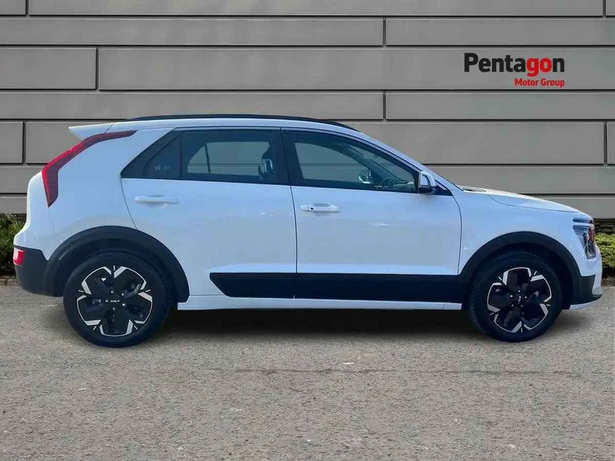 2024-kia-niro-ev-e-2-big-10