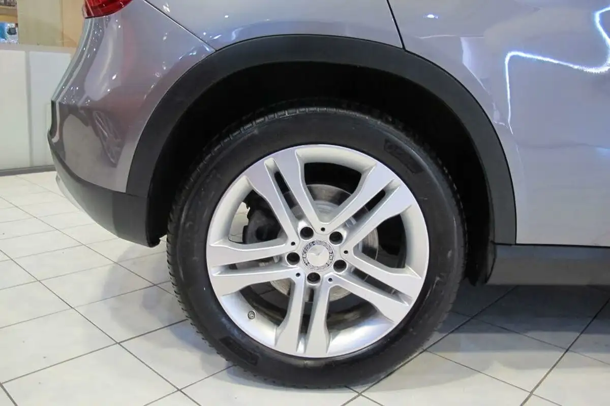 2016-mercedes-benz-gla-class-21d-gla-200d-sport-ss-7g-dct-big-44