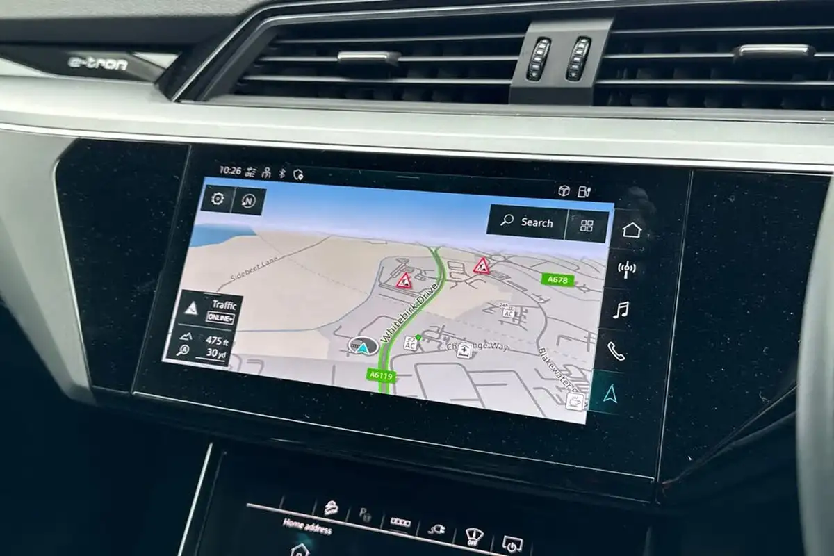 2023-audi-q8-e-tron-55e-sport-suv-big-11