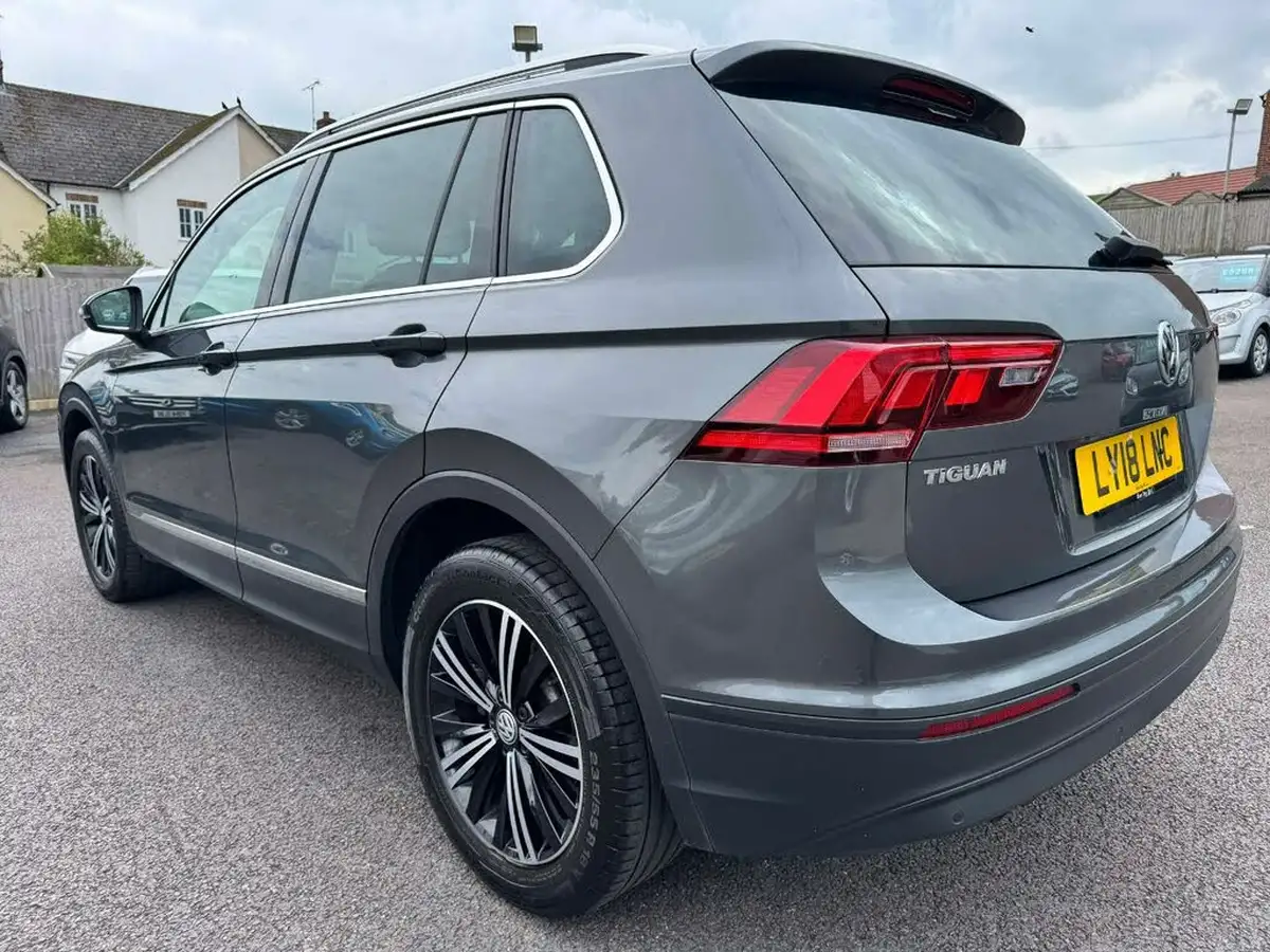 2018-volkswagen-tiguan-14-tsi-se-navigation-150ps-4motion-act-ss-big-5