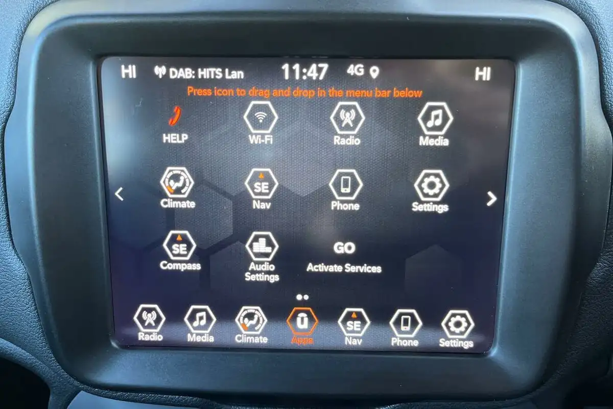 2022-jeep-renegade-10-gse-night-eagle-big-12