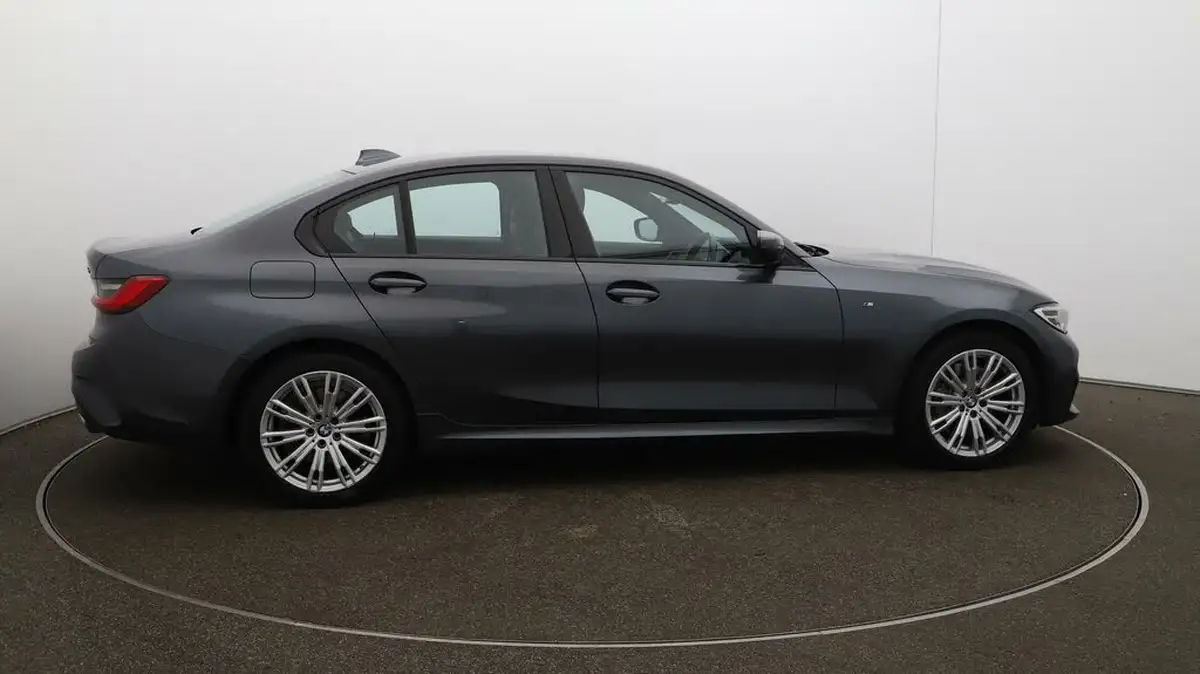 2020-bmw-3-series-20-330e-m-sport-tech-pack-saloon-4d-big-8