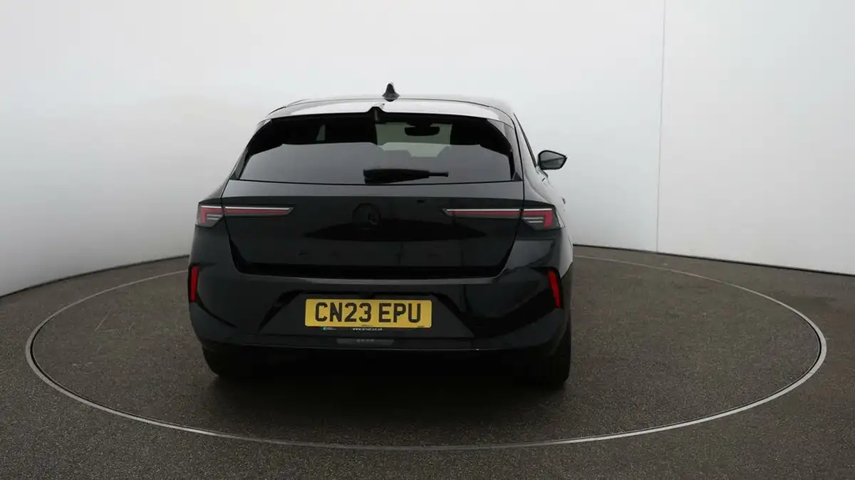 2023-vauxhall-astra-12-turbo-gs-hatchback-big-48