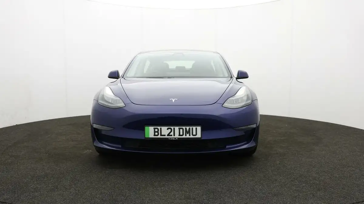 2021-tesla-model-3-e-long-range-4x4-big-1