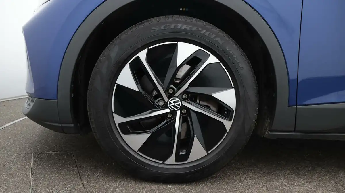 2022-volkswagen-id4-e-family-204ps-performance-big-18