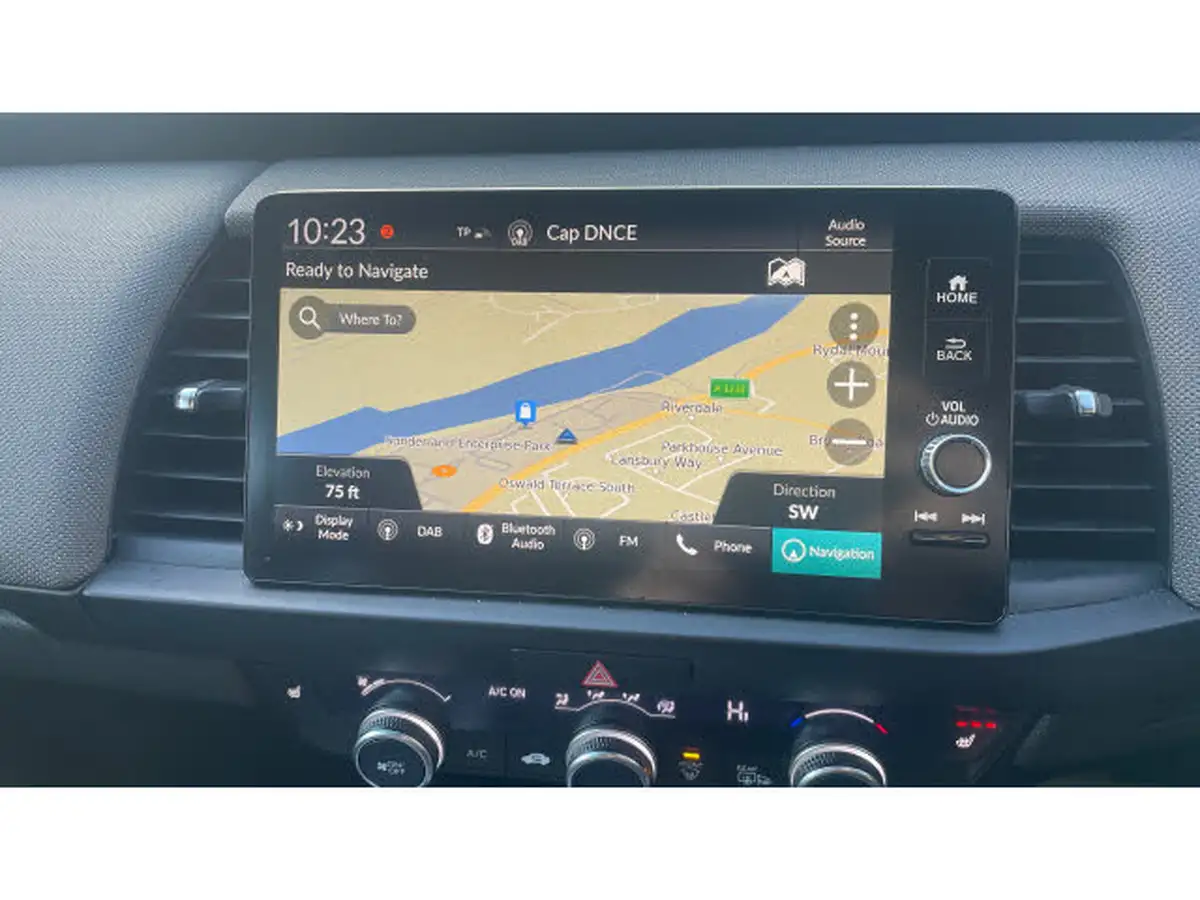 2021-honda-jazz-15-i-mmd-crosstar-ex-109ps-two-tone-big-34