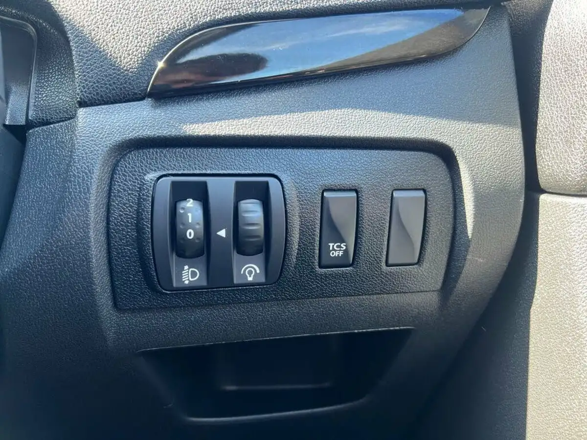 2014-renault-scenic-15td-dynamique-tom-tom-edc-auto-big-18