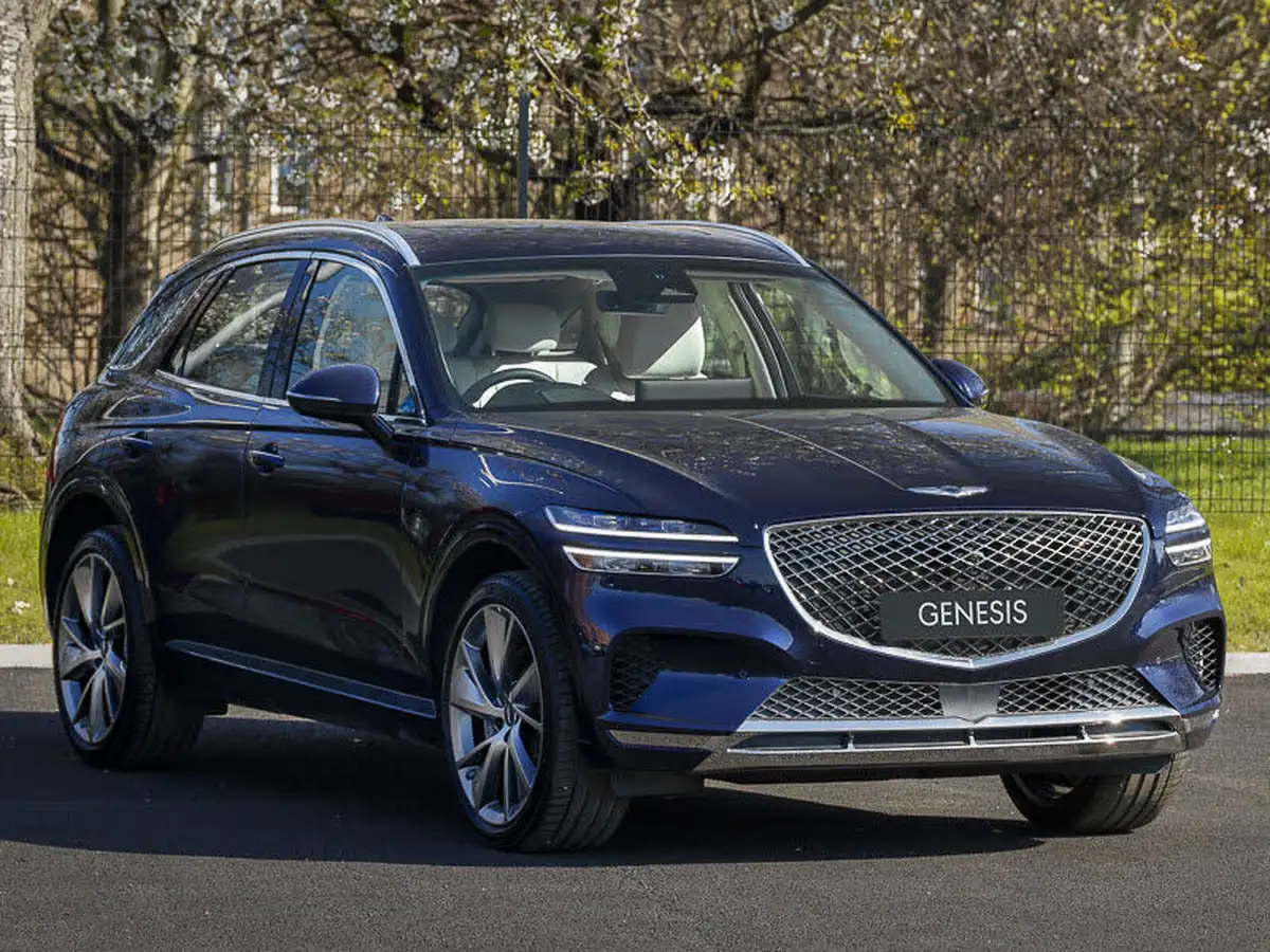 2025-genesis-gv70-22-d-luxury-line-big-0