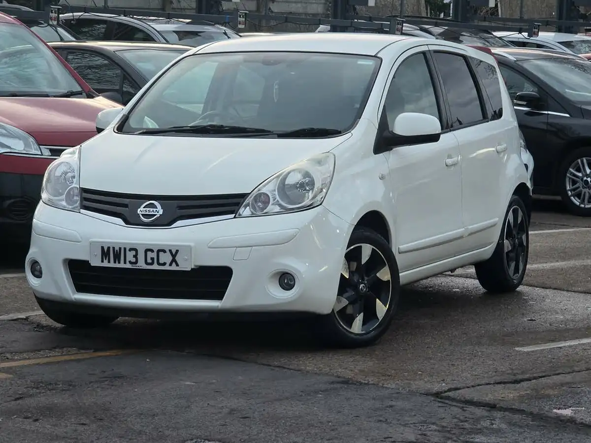 2013-nissan-note-14-n-tec-big-0