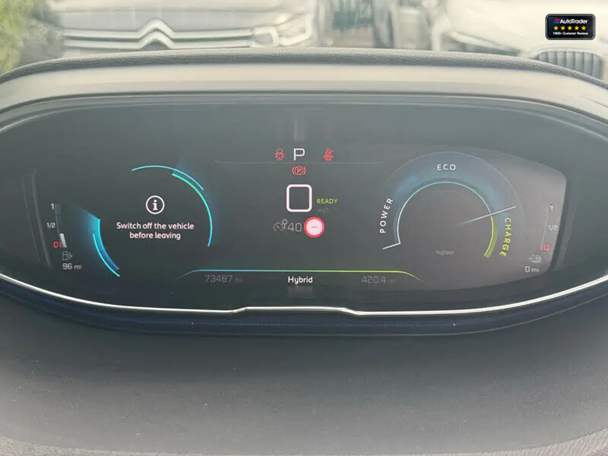 2021-peugeot-3008-suv-16-puretech-gt-premium-300bhp-4wd-hybrid4-e-eat8-big-11