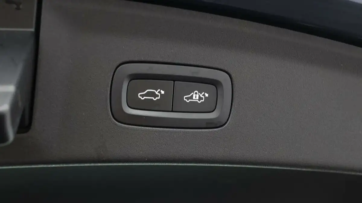 2022-polestar-polestar-2-e-ps2-165kw-standard-single-hatchback-big-20