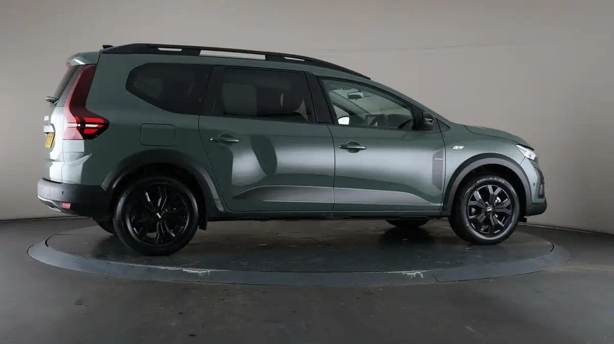 2023-dacia-jogger-16-tce-extreme-se-big-54