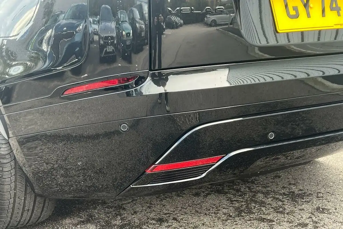 2024-land-rover-range-rover-velar-20-d200-dynamic-se-big-17