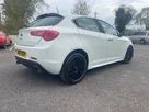 2012-alfa-romeo-giulietta-20td-veloce-170bhp-tct-small-35