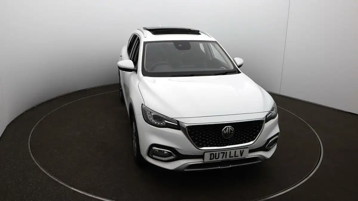 2022-mg-hs-15t-gdi-exclusive-162ps-dct-big-20