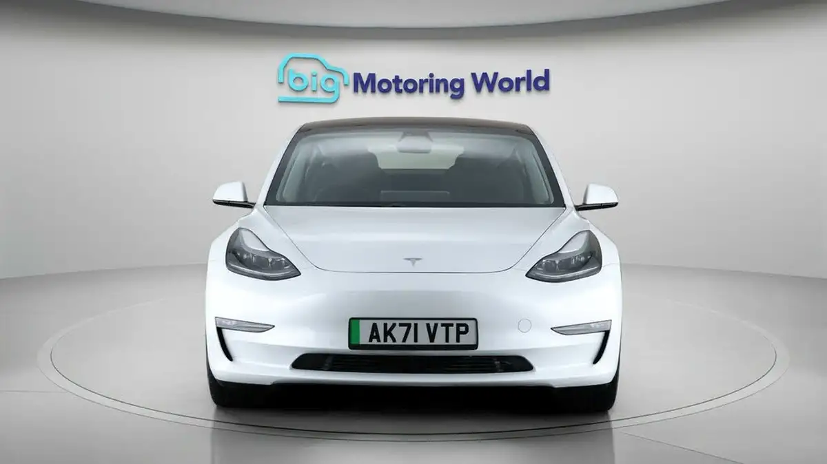 2021-tesla-model-3-e-long-range-awd-big-2
