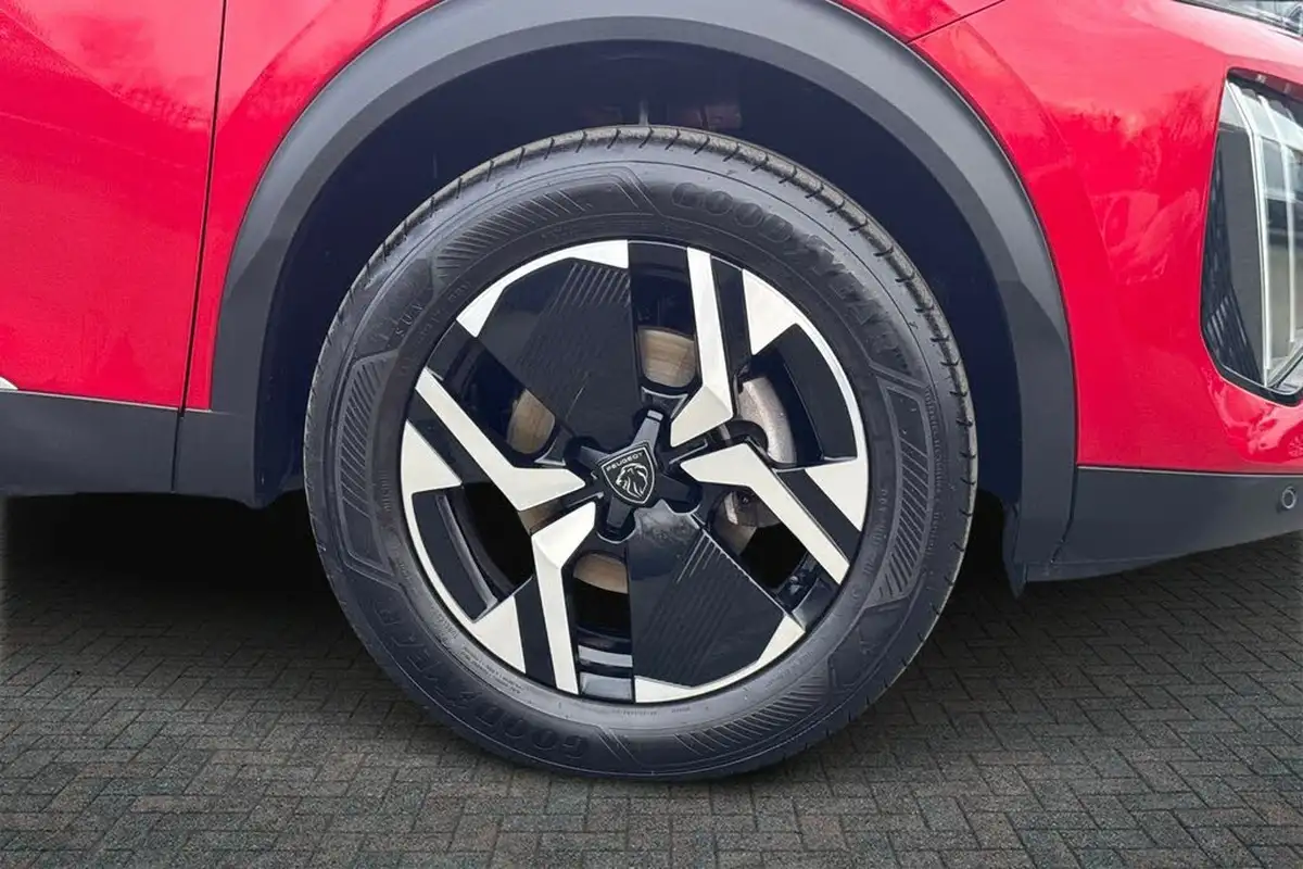 2024-peugeot-2008-suv-12-puretech-allure-130ps-big-8