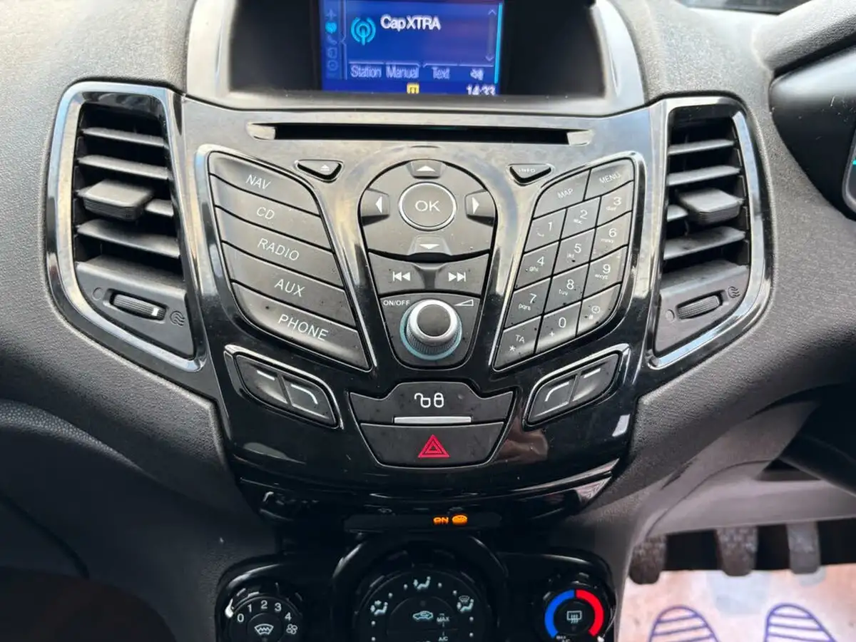 2017-ford-fiesta-10t-zetec-bo-play-series-5d-big-19