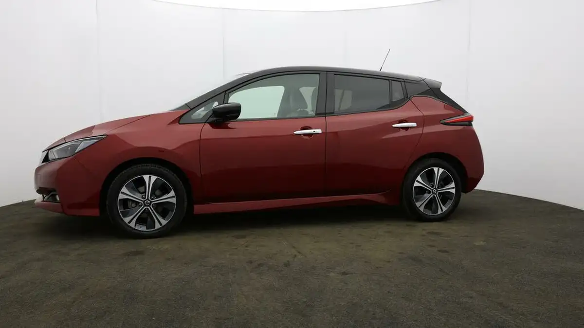 2021-nissan-leaf-e-n-connecta-big-25