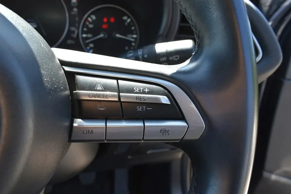 2021-mazda-cx-30-20-e-skyactiv-g-se-l-lux-big-18