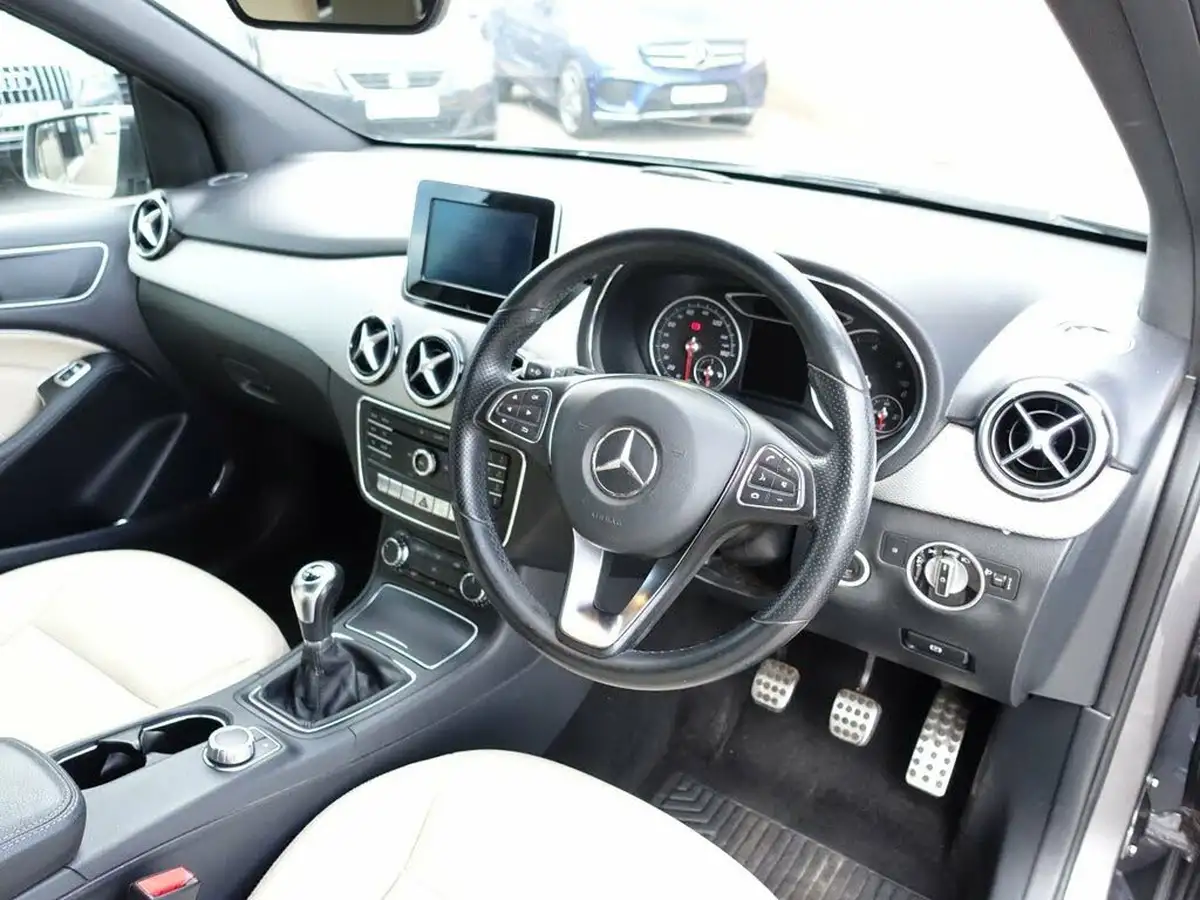 2015-mercedes-benz-b-class-21cdi-b200-sport-executive-big-9