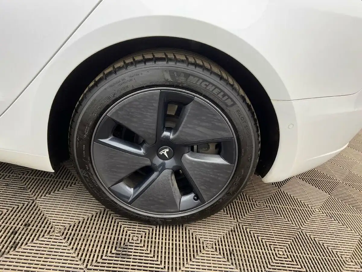2021-tesla-model-3-e-long-range-4x4-big-5