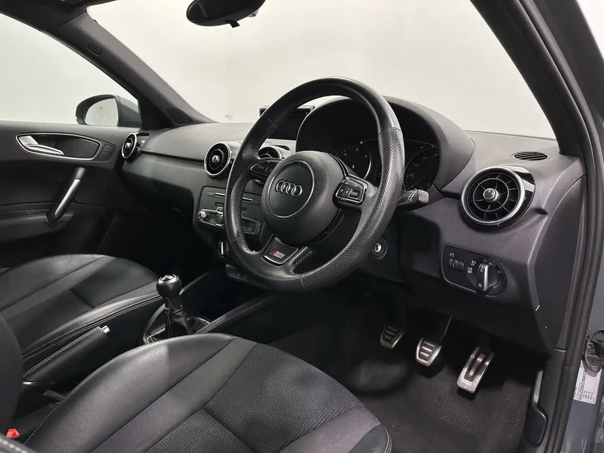 2018-audi-a1-16tdi-s-line-nav-sportback-5d-big-8