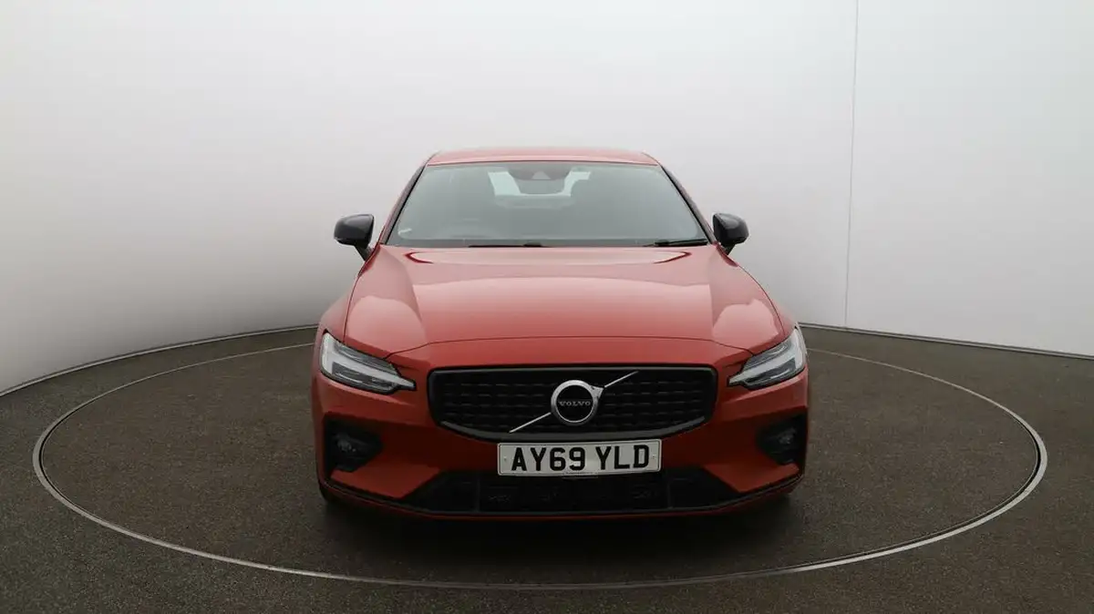 2019-volvo-s60-20-t5-r-design-plus-big-33