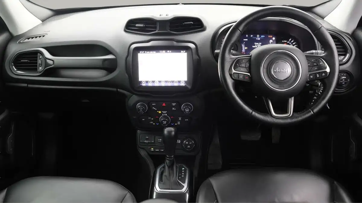2021-jeep-renegade-13-gse-limited-phev-big-12