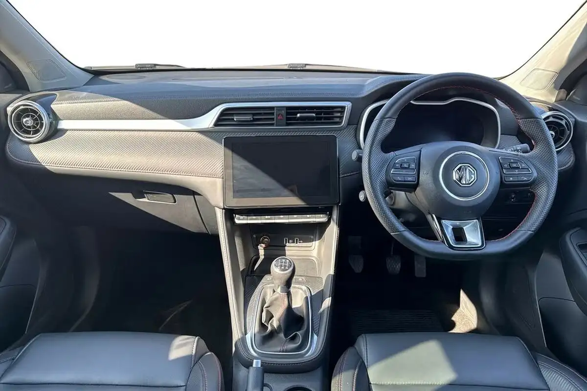 2023-mg-zs-suv-15-vti-tech-exclusive-big-10