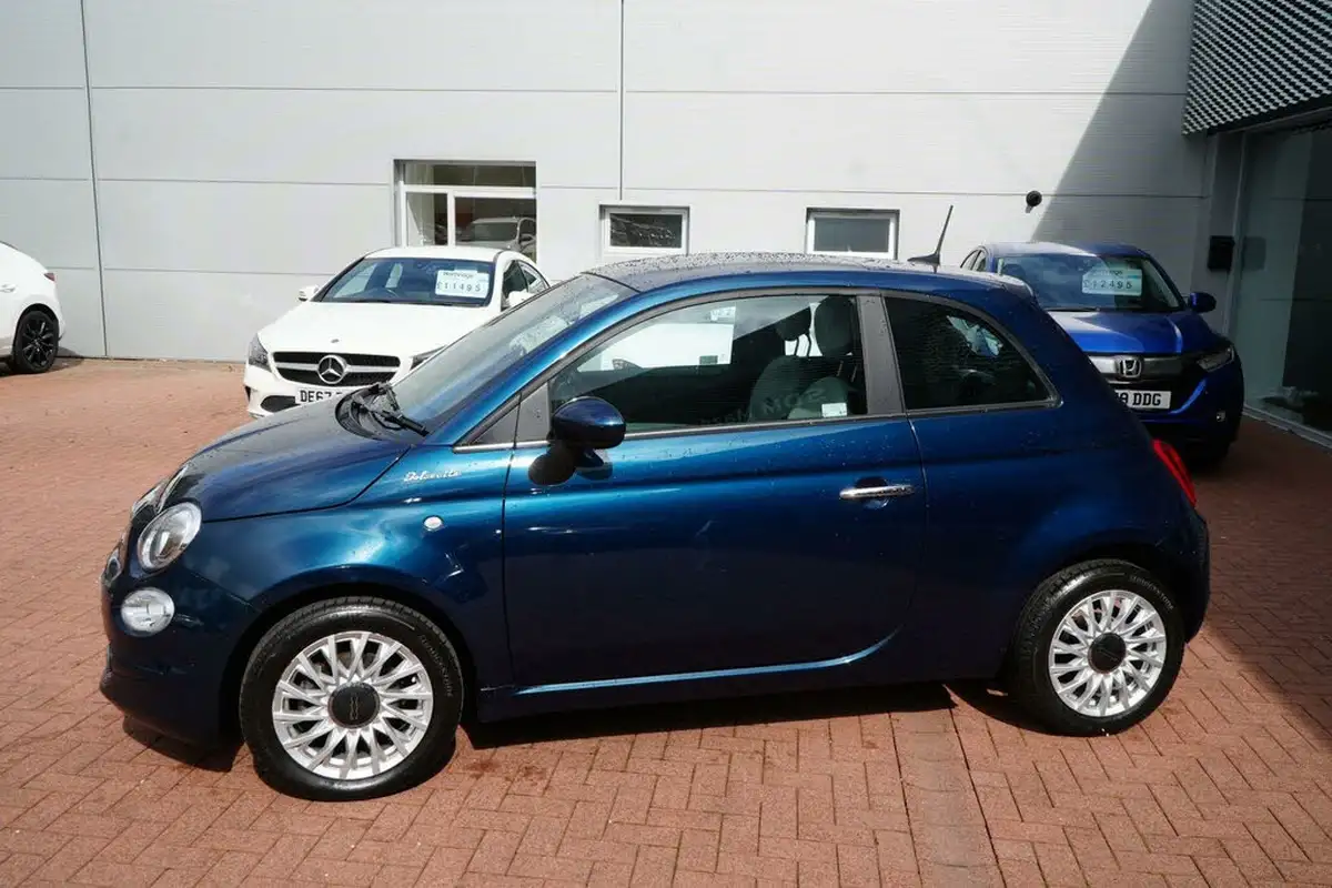 2022-fiat-500-10-dolcevita-big-3