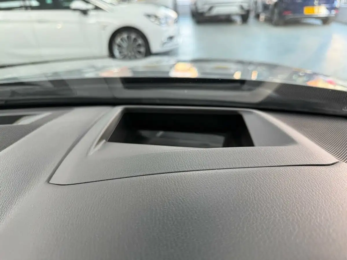 2019-mazda-mazda6-22td-skyactiv-d-se-l-lux-nav-tourer-5d-big-37