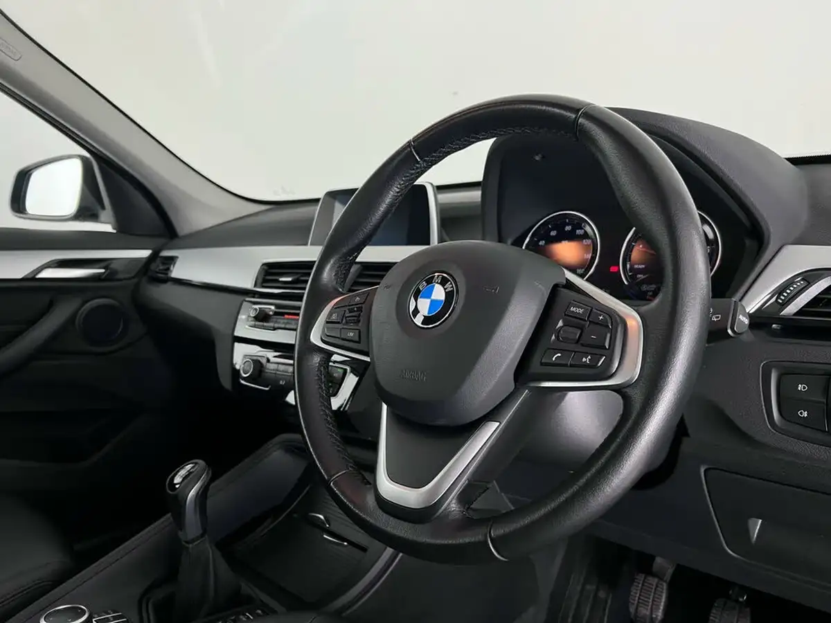 2018-bmw-x1-15-sdrive-18i-se-134bhp-big-11