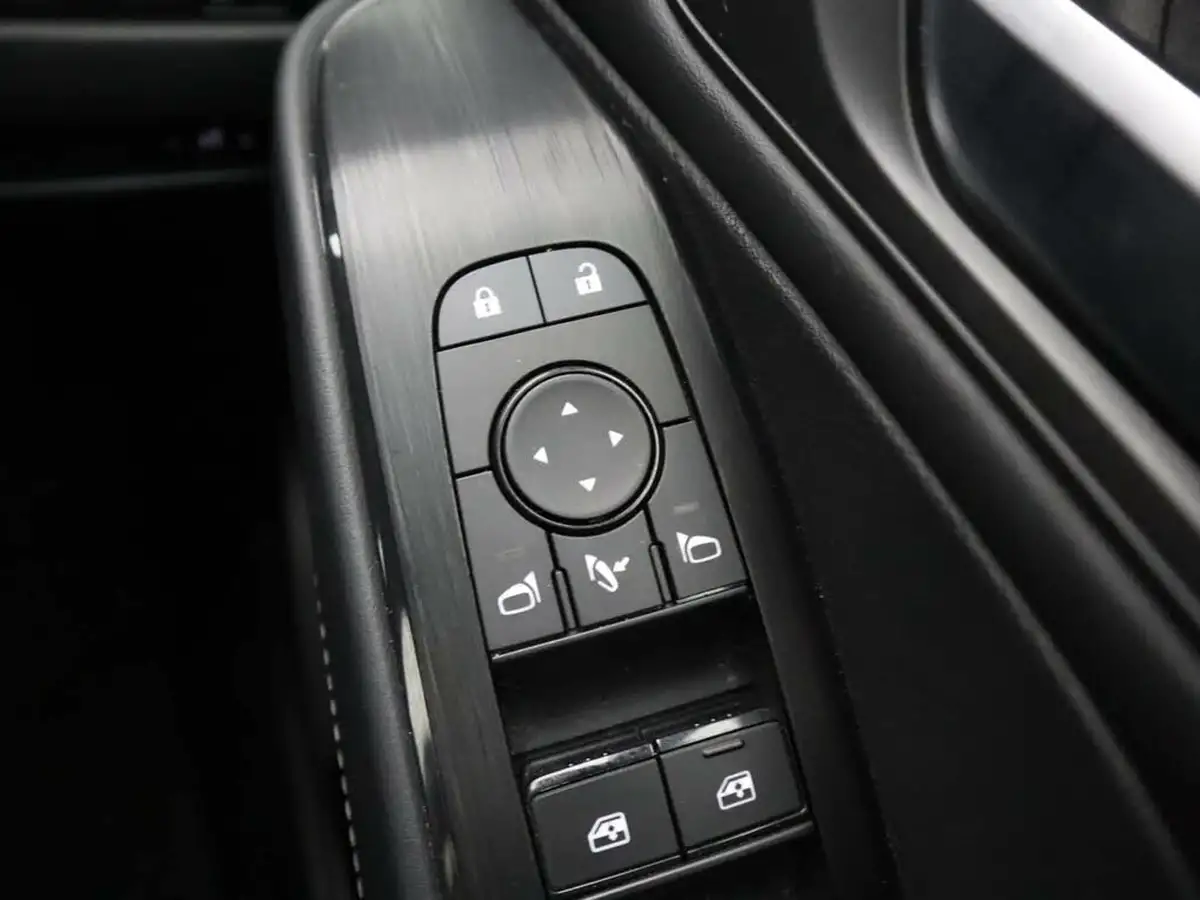 2024-nissan-qashqai-13-dig-t-n-connecta-140ps-big-27