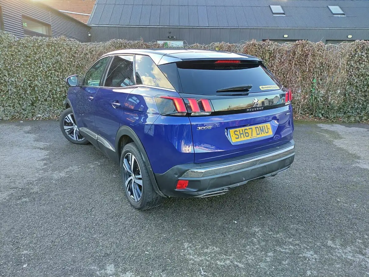 2017-peugeot-3008-suv-16-bluehdi-gt-line-big-3