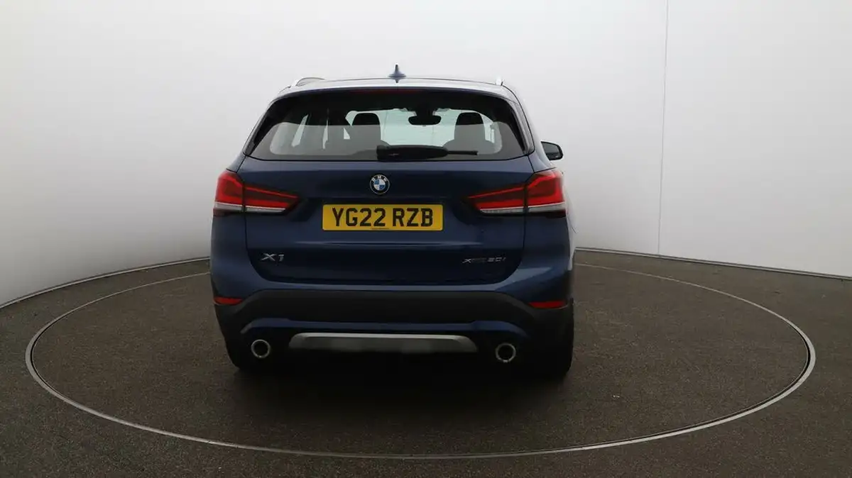 2022-bmw-x1-20-xdrive20i-xline-big-50