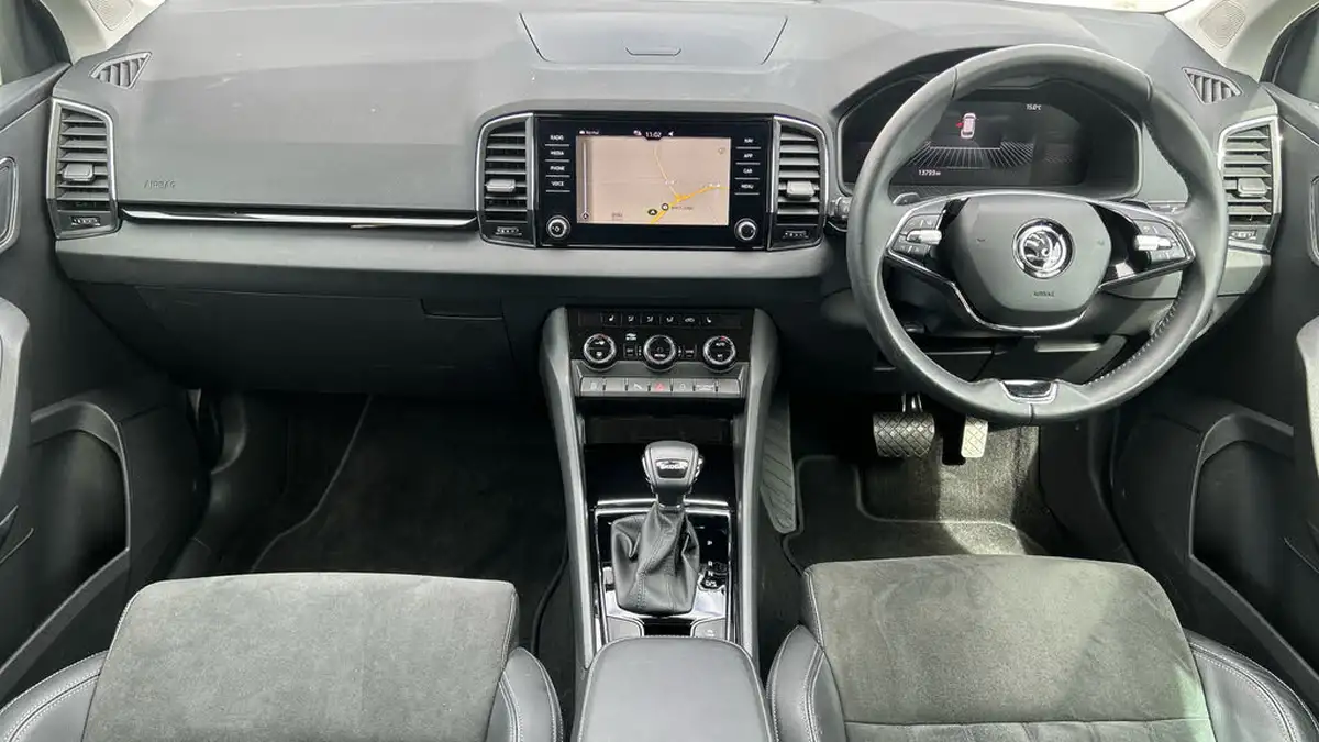 2023-skoda-karoq-15-tsi-se-l-dsg-big-10