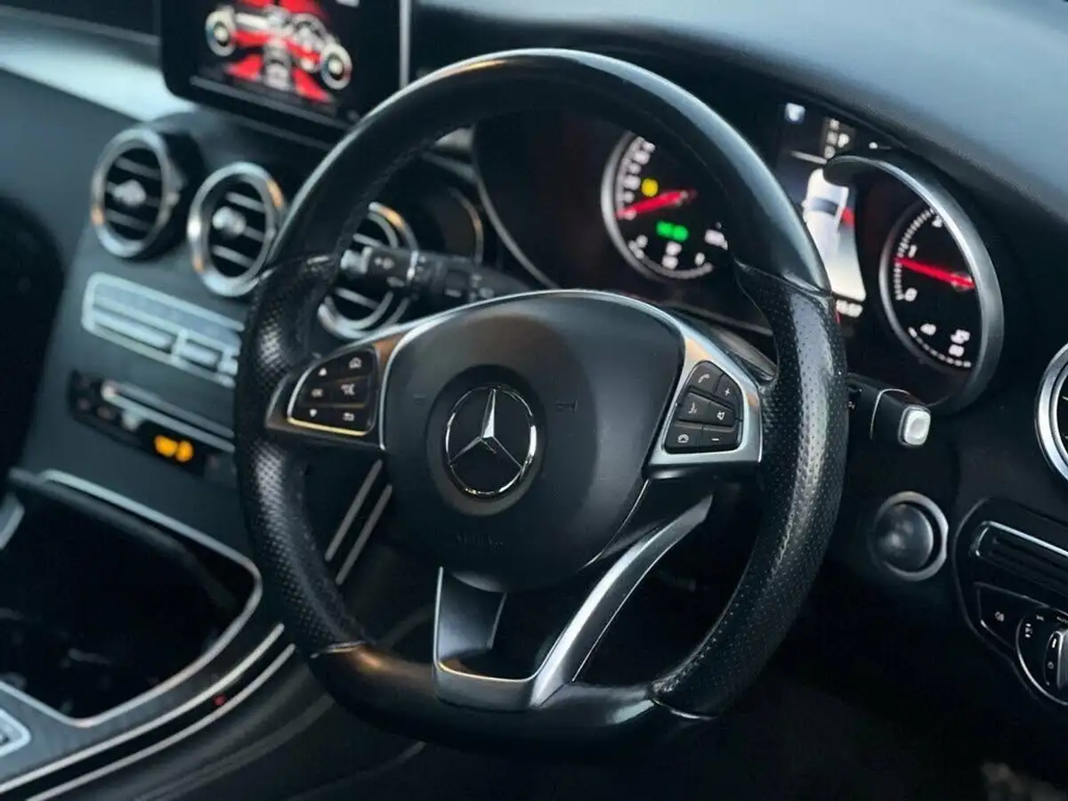2017-mercedes-benz-glc-class-21d-glc250d-amg-line-ss-station-wagon-5d-big-6