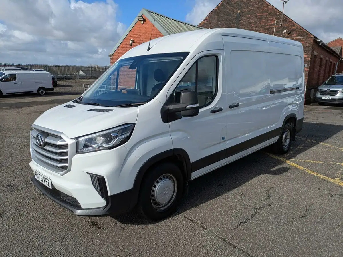 2023-maxus-deliver-9-big-2