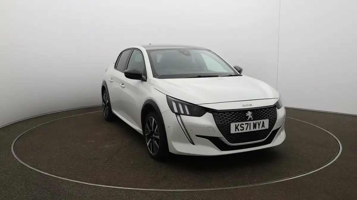2022-peugeot-208-12-puretech-gt-100bhp-big-34