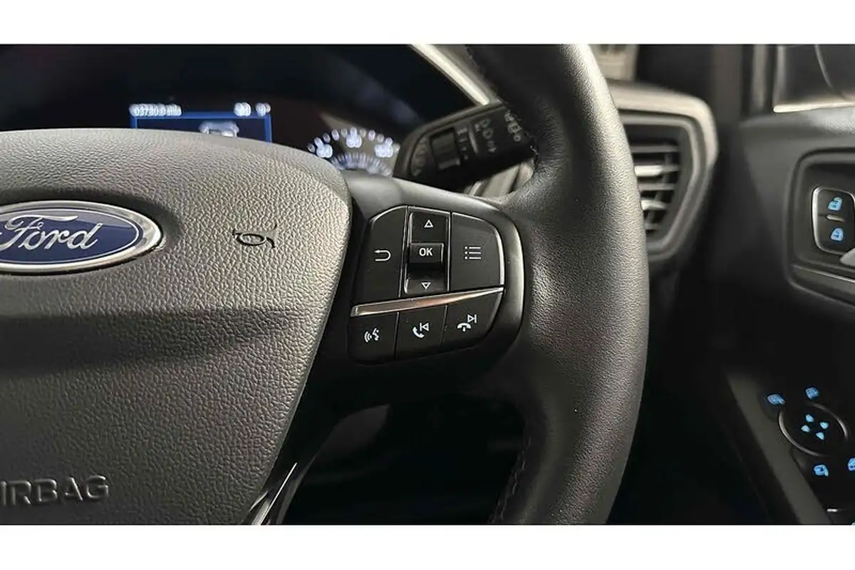 2019-ford-focus-10t-titanium-ss-hatchback-big-29