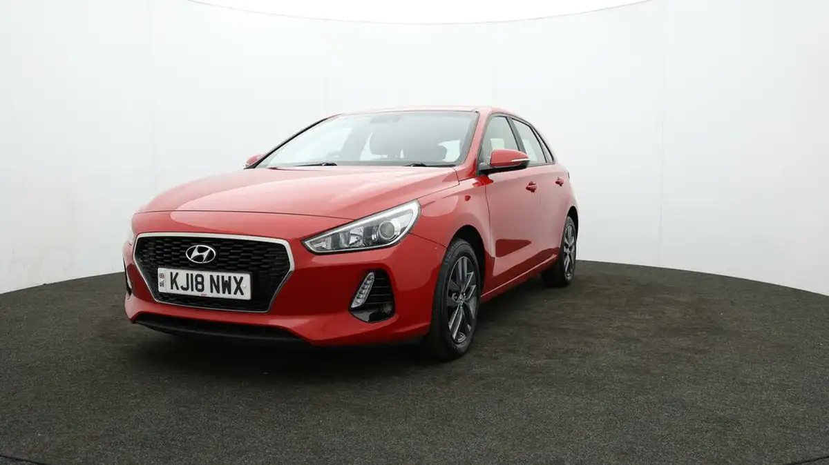 2018-hyundai-i30-16crdi-se-nav-109ps-blue-drive-isg-hatchback-1582cc-dct-big-50