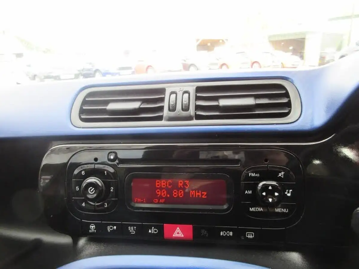 2014-fiat-panda-12-lounge-big-11