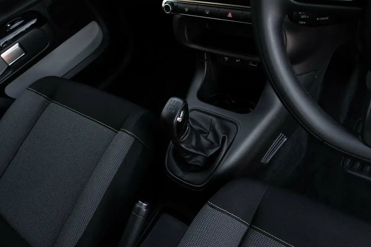 2018-citroen-c3-12-puretech-feel-82ps-big-28