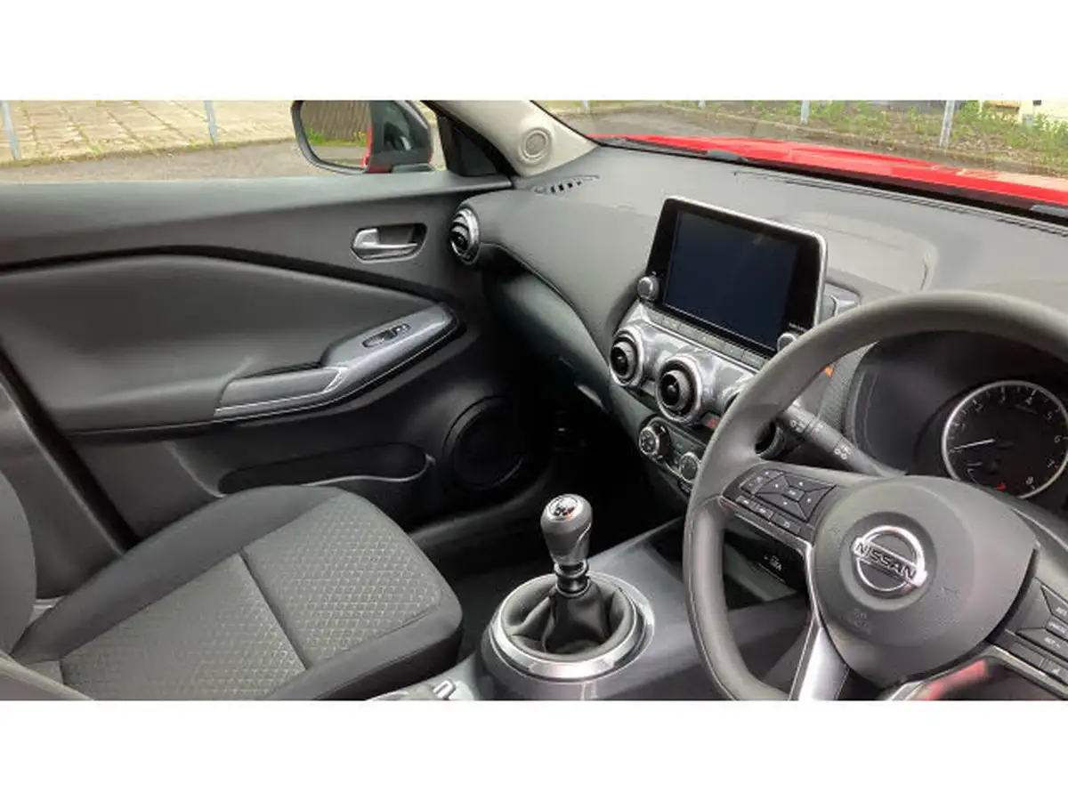 2022-nissan-juke-10-dig-t-acenta-big-13