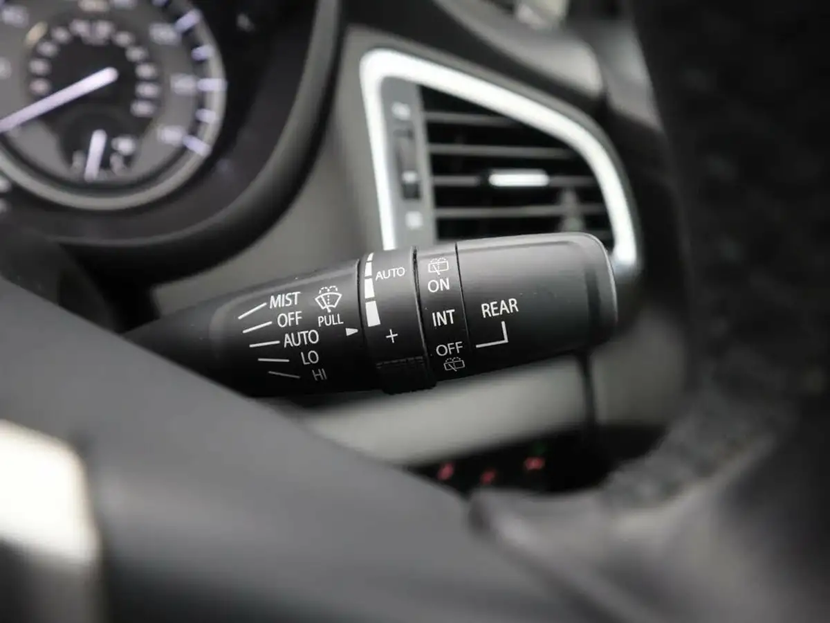 2022-suzuki-s-cross-14-boosterjet-ultra-big-24